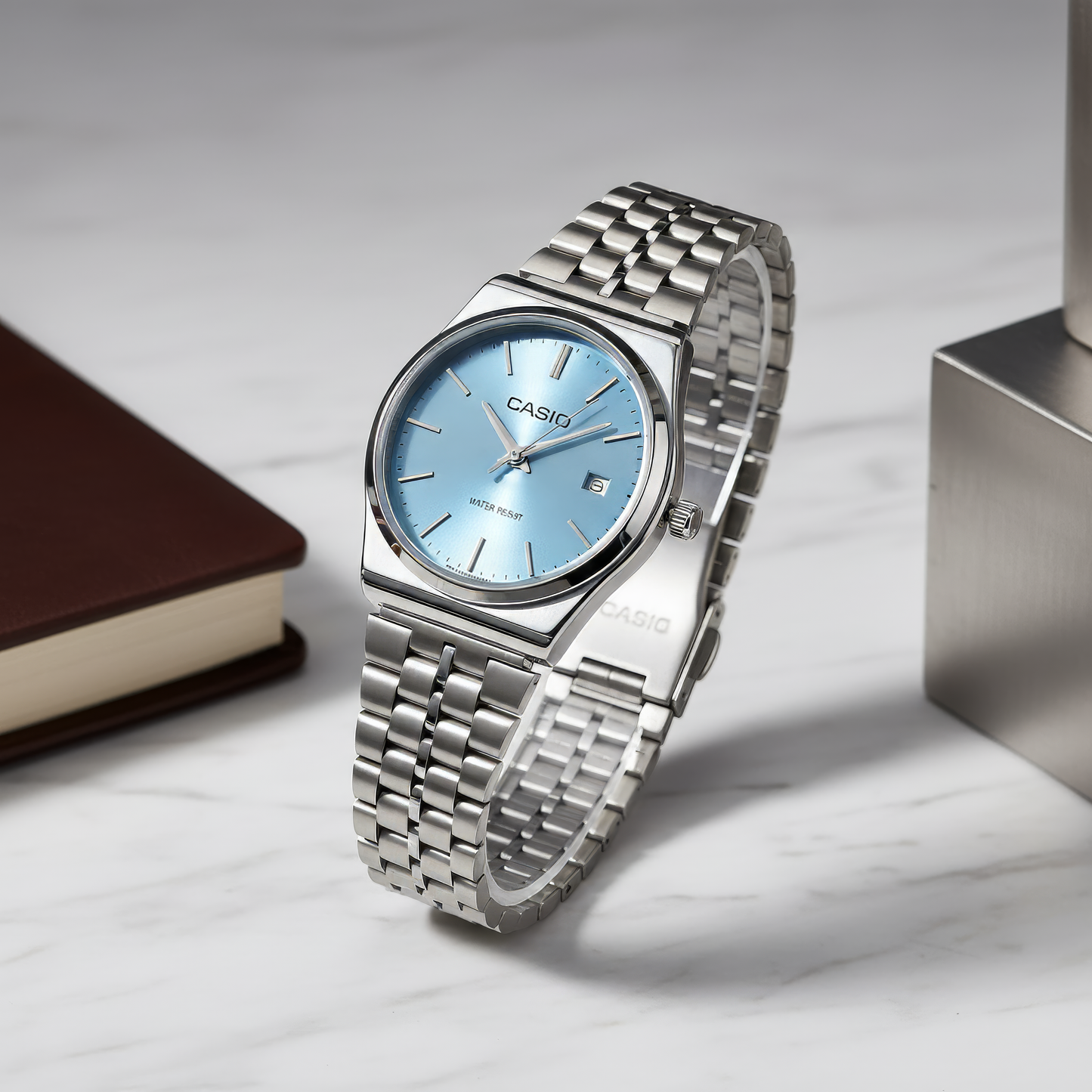 CLASSIC UNISEX WATCH